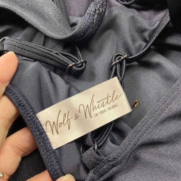 NEW Wolf & Whistle One Piece Swimsuit Wrap V Neck Navy Blue Women Size Large - Picture 7 of 8